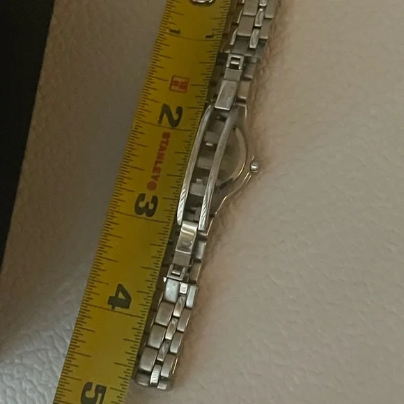 Movado Silver Bracelet Watch with diamonds White Mother-of-Pearl Dial - Picture 11 of 13